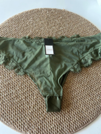 Hunkemöller Noir Hannako Brasilian Four Leaf Clover XXXL