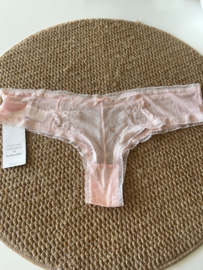 Hunkemöller Cali V-shape Brasilian Pale Lilac XL
