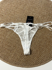 Hunkemöller Melda String Snow White L