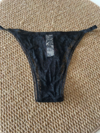Hunkemöller Lyla Allover Lace Brasilian Caviar L