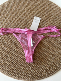 Hunkemöller Lorraine String Cyclamen L