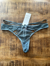 Hunkemöller Wera String Stormy Weather L