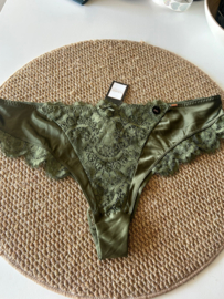 Hunkemöller Noir Hannako Brasilian Four Leaf Clover XXXL