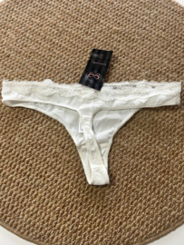 Hunkemöller Lola String Snow White M