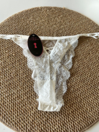 Hunkemöller Private Deborah Brasilian Snow White XXXL