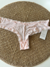 Hunkemöller Cali V-shape Brasilian Pale Lilac XL