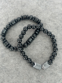 Set van 2 magnetische elastische armbanden hematiet look