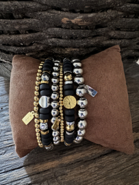 AVL Black Luxury
