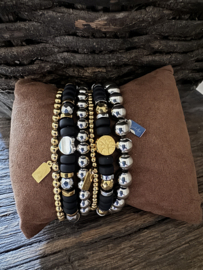 AVL Black Luxury