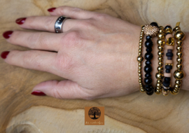 AVL special armband