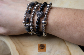 AVL special armband