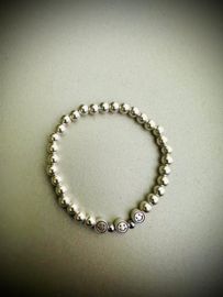 AVL smiley armband