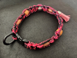 Halsbandje Roze-Zwart