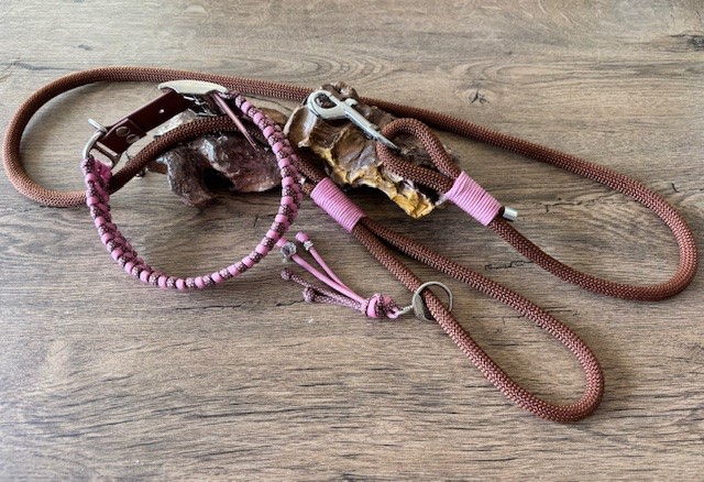 ROZE/BROWN-ROZE