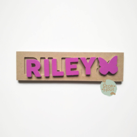 Naampuzzel 0-5 letters. Bijv. 'Riley - paars'