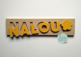 Naampuzzel 0-5 letters. Bijv. 'Nalou - zonnebloem geel'