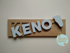 Naampuzzel 0-5 letters. Bijv. 'Keno - licht blauw'