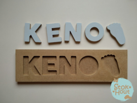 Naampuzzel 0-5 letters. Bijv. 'Keno - licht blauw'