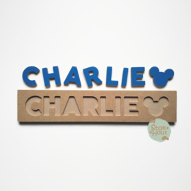 Naampuzzel 6-8 letters. Bijv. 'Charlie - donker blauw'