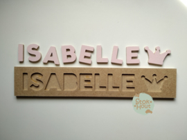 Naampuzzel 6-8 letters. Bijv. 'Isabelle - zacht roze'