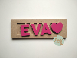 Naampuzzel 0-5 letters. Bijv. 'Eva - fuchsia roze'