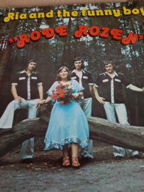 Ria And The Funny Boys ‎– Rode Rozen