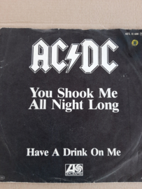 AC/DC- You shook me all night long