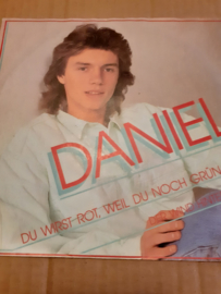 Daniel- Du wirst Rot, weil Du noch Grün bist