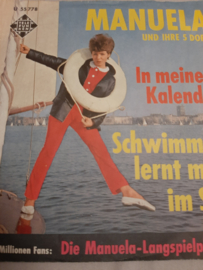 Manuela- Schwimmen lernt man im See