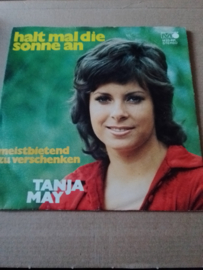 Tanja May- Halt mal die Sonne an