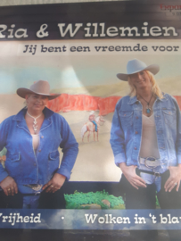 Ria en Willemien- jij bent een vreemde voor mij