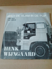 Henk Wijngaard-Met de vlam in de pijp