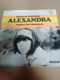 Alexandra-Schwarze Balalaika