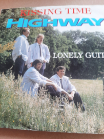 Highway- Kissing time