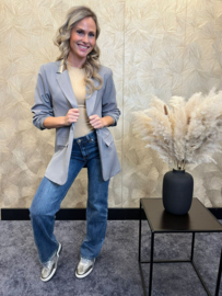Wide leg jeans