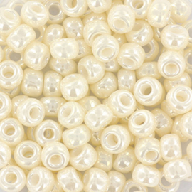 Miyuki rocailles 6/0 - ceylon antique ivory pearl 592, 10 gr.