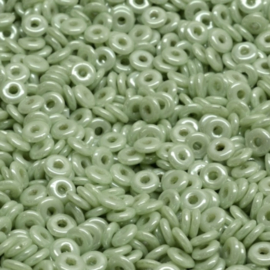 O beads soft green 4x1mm, 5 gram