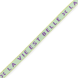 Lint met tekst "la vie est belle" Mint green-purple, 1 meter