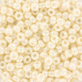 Miyuki 8/0 Ceylon antique ivory pearl, 10 gram