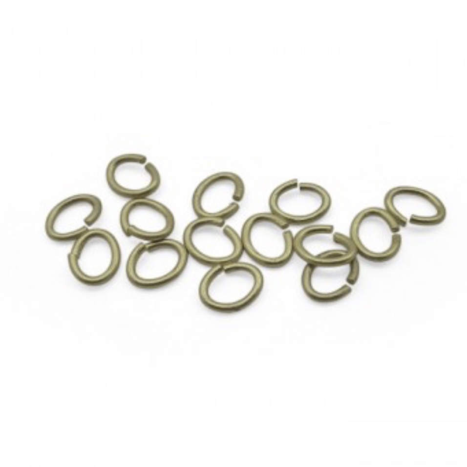 Ovale ringetje mat goud 4mm, c.a. 130 st.
