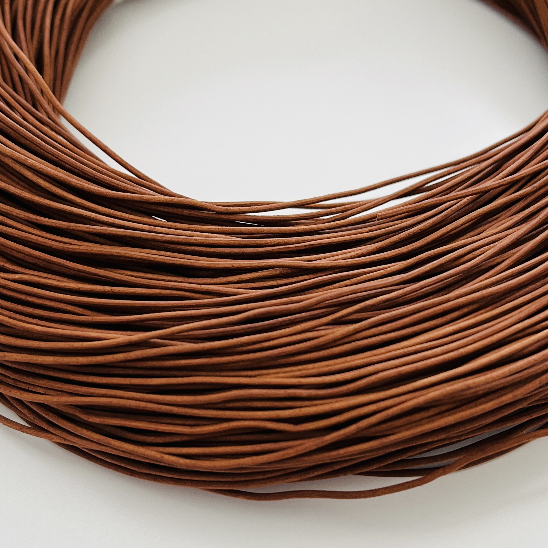 Leer rond 0,8mm Brown, 1 meter
