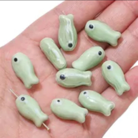 Soft green Fish 19x10mm, per stuk