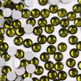 Rhinestone 7mm Olive, 1 stuk