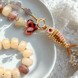 DIY pakket kralenvisje Tea rose-Persimmon, c.a. 13 verschillende visjes