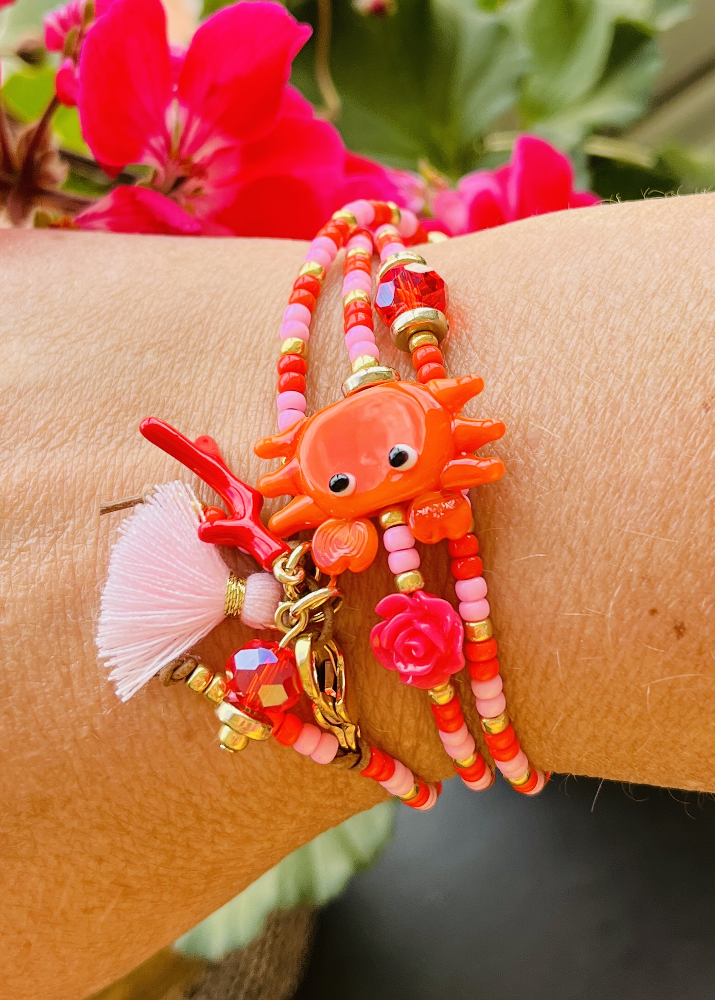 Handgeschilderde glaskralen krab Orange-black-white. per stuk