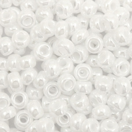 Miyuki 6/0 Ceylon white pearl, 5 gram