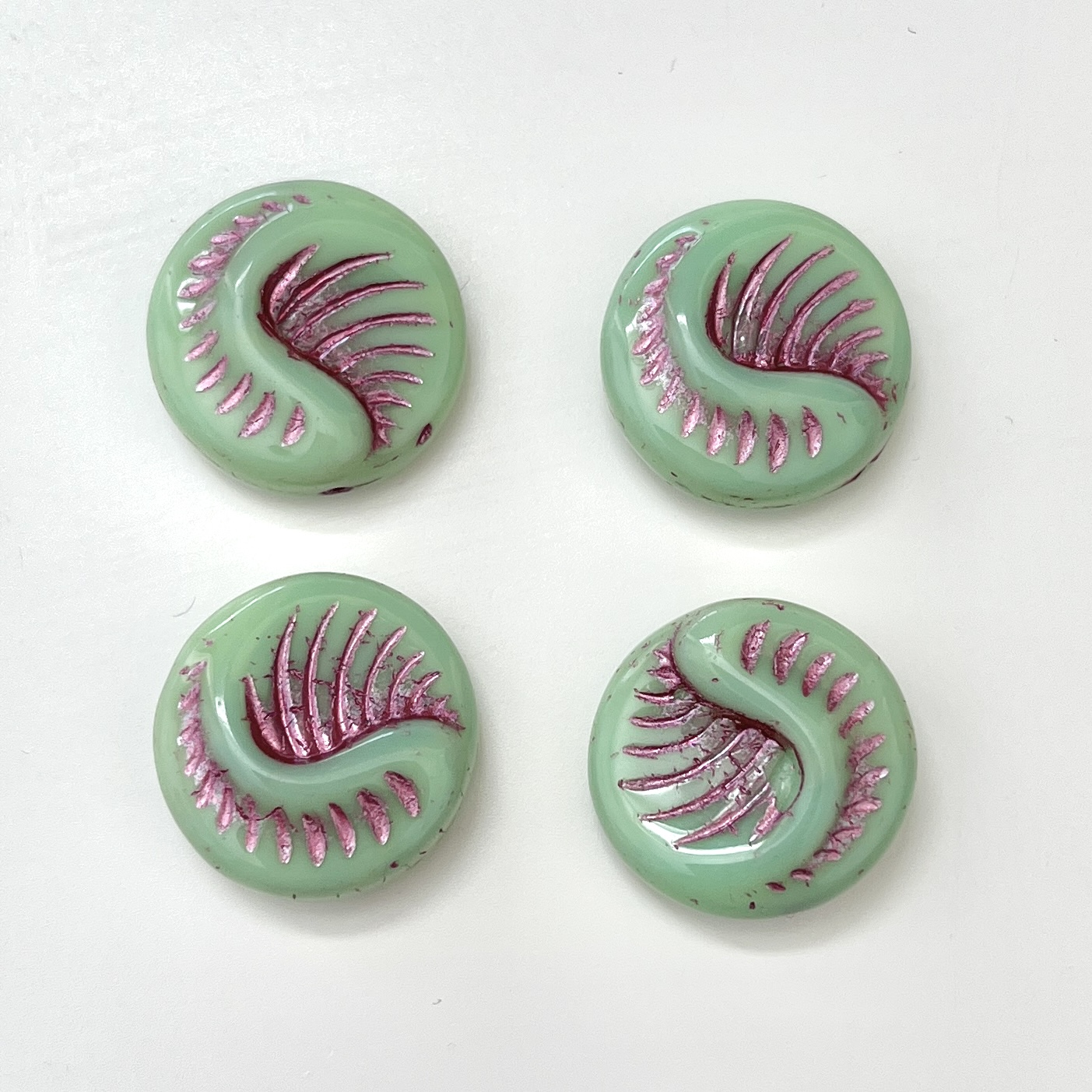 Fossil coin Mint - Magenta 19mm, 1 stuk