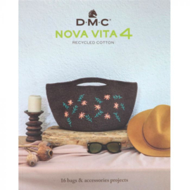 DMC Nova Vita patroonboek 16 tassen en accessoires