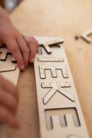 Houten puzzel met eigen naam - Botanische bladeren
