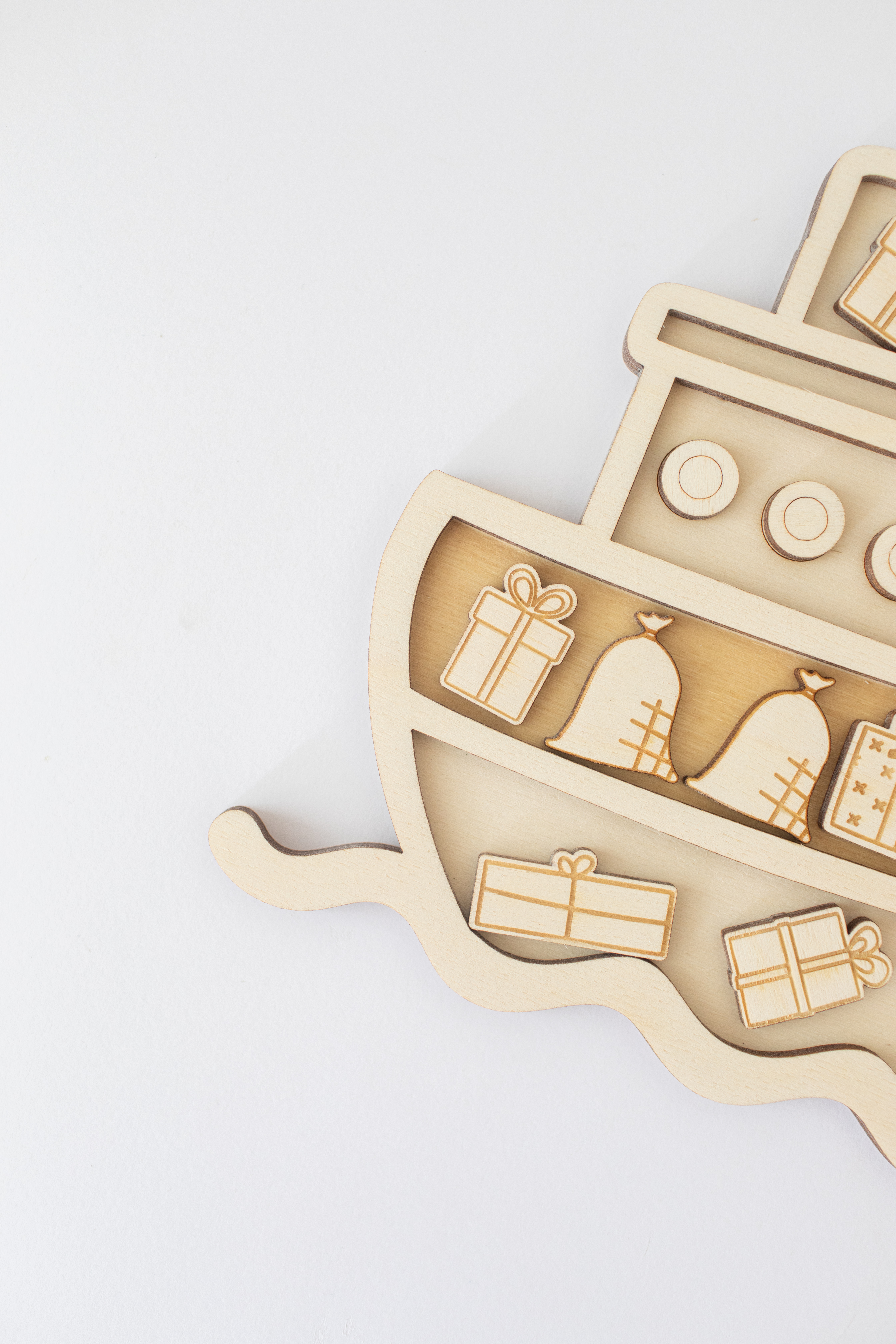 Houten speeltray - De pakjesboot